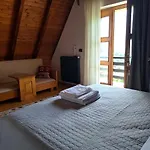 Bed & Breakfast Gjecaj And Restaurant