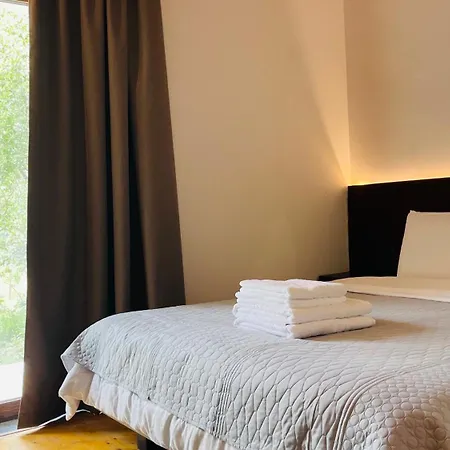 Gjecaj And Restaurant Bed & Breakfast Theth