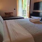 Bed & Breakfast Gjecaj And Restaurant 3*