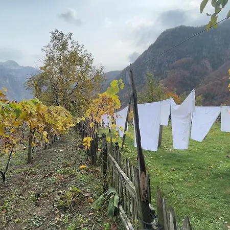 Gjeçaj Guesthouse&restaurant 3*