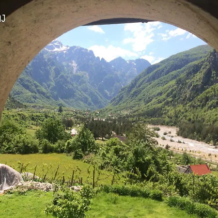 Bed & Breakfast Gjecaj And Restaurant Theth