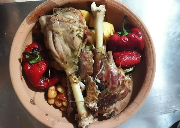Gjecaj And Restaurant Bed & Breakfast