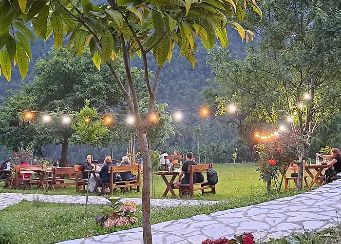 Bed & Breakfast Gjecaj And Restaurant 3*