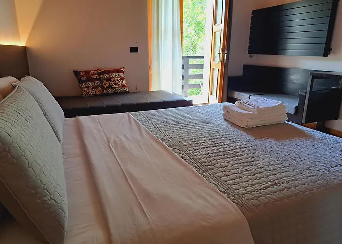 Bed & Breakfast Gjecaj And Restaurant 3*